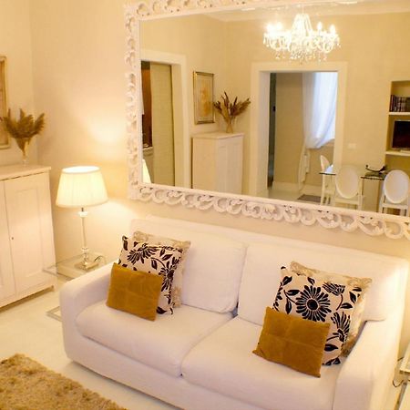 White Florence Suite Экстерьер фото