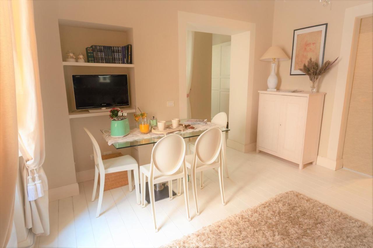 White Florence Suite Экстерьер фото