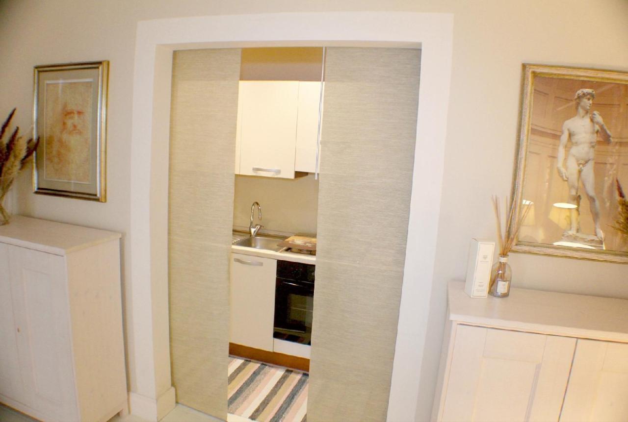 White Florence Suite Экстерьер фото