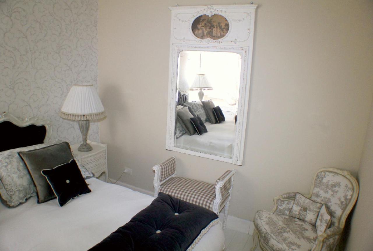 White Florence Suite Экстерьер фото